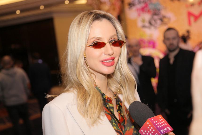 В популярной у россиян стране отменили концерт Лободы