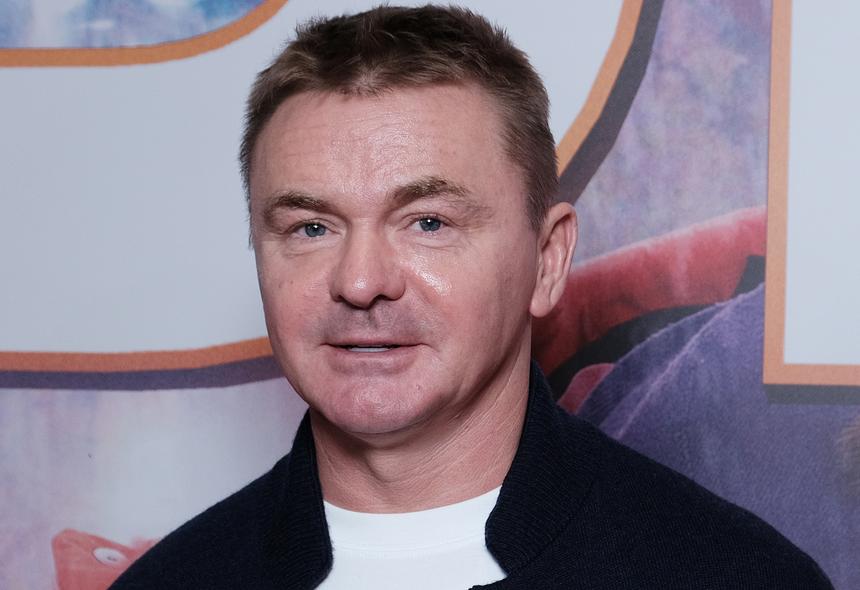 «Дети —это счастье»: воспитывающий двух дочерей Владимир Сычев готов стать многодетным отцом