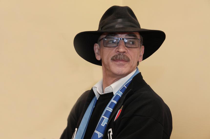 «Да, я подкаблучник»: Михаил Боярский признался, что любит угождать жене