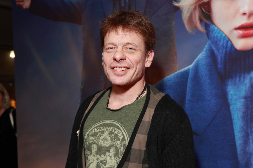 «Никто детей не понимает»: Павел Майков назвал всех взрослых «тупыми»