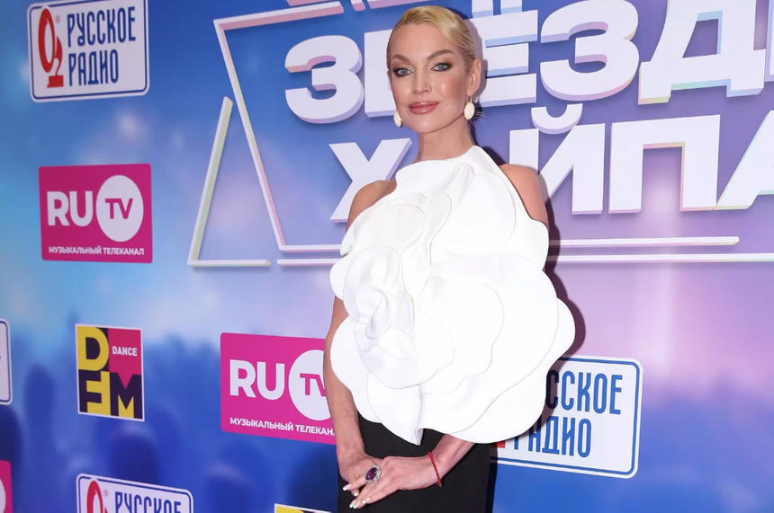 Никита Джигурда отказался поздравлять Анастасию Волочкову с днем рождения