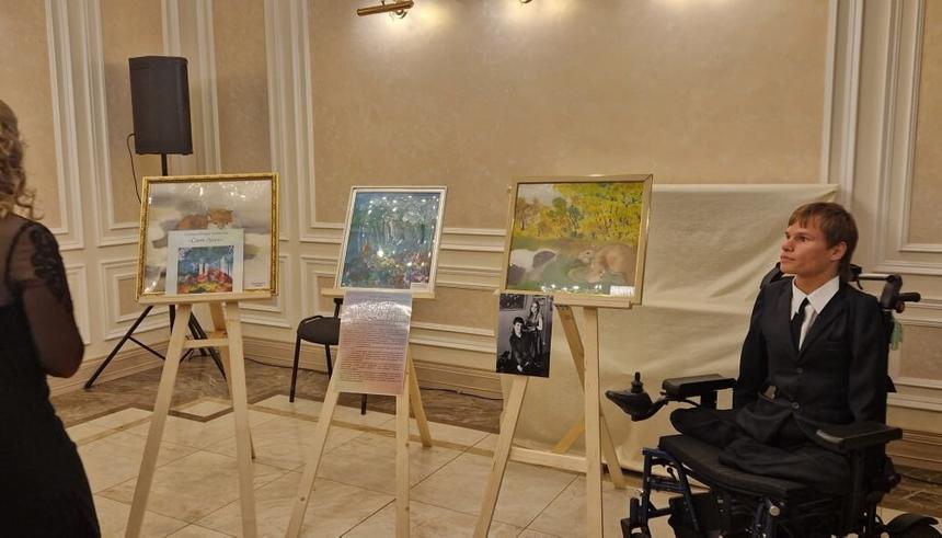 Художник Роман Некипелов