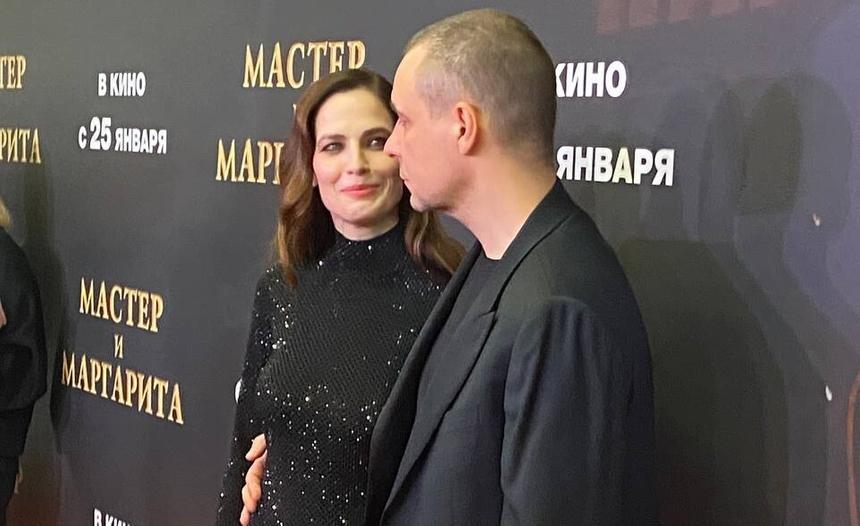 Впервые за долгое время вышла в свет: актриса Юлия Снигирь блеснула платьем на красной дорожке