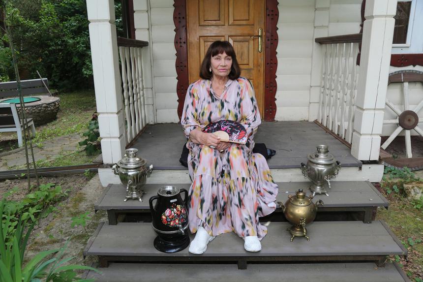 Лариса Лужина не стала скрывать, что Владимир Высоцкий проявлял к ней внимание