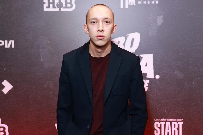 Лев Зулькарнаев из «Слова пацана» признал, что у него были комплексы из-за худобы