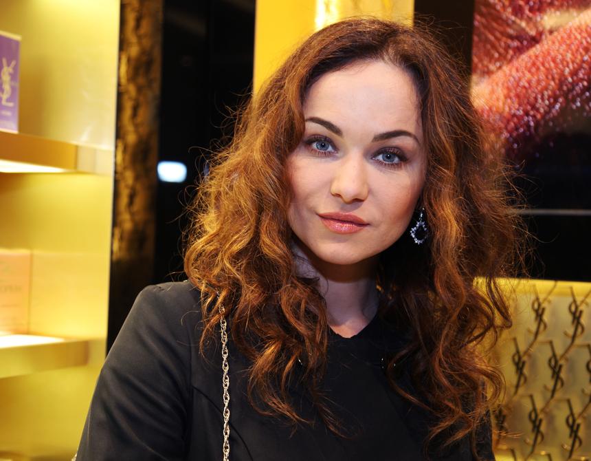 «Человек неадекват»: навязчивый фанат преследовал звезду «Маргоши» Марию Берсеневу