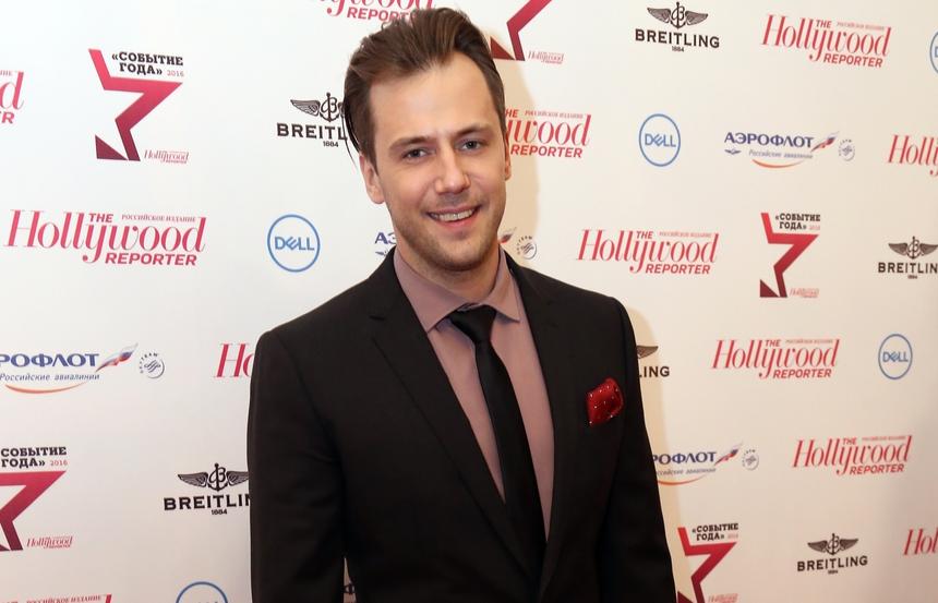 Актер Иван Жидков похвастался отдыхом с девушкой, которая моложе него на 17 лет