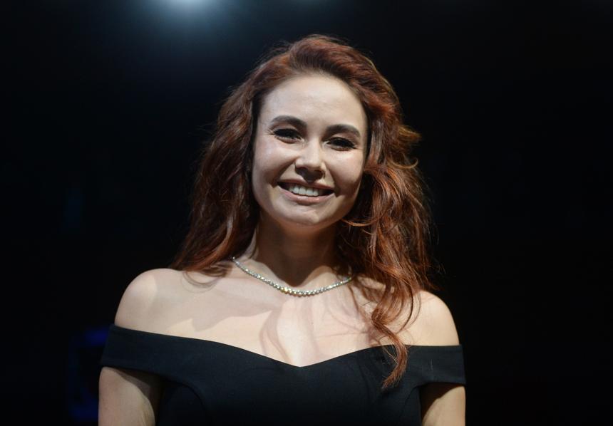 «Похожа на потрепанную цыганку с вокзала»: Ляйсан Утяшева оконфузилась в новом образе