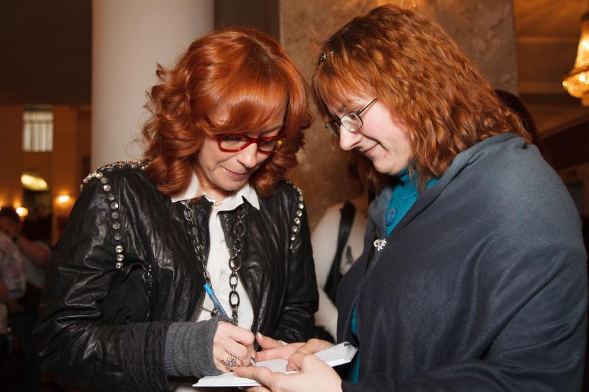 «Работал. Недоглядел»: актриса Виктория Тарасова объяснила внезапную смерть Александра Симонца