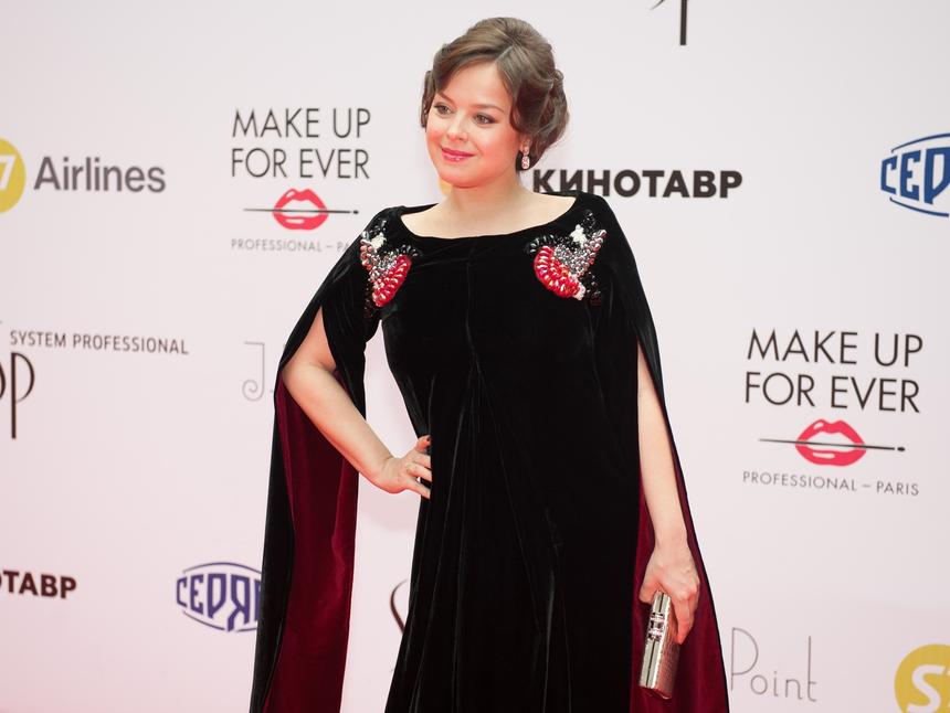 Выбирали при помощи именолога: раскрыто имя младшей дочери Наталии Медведевой