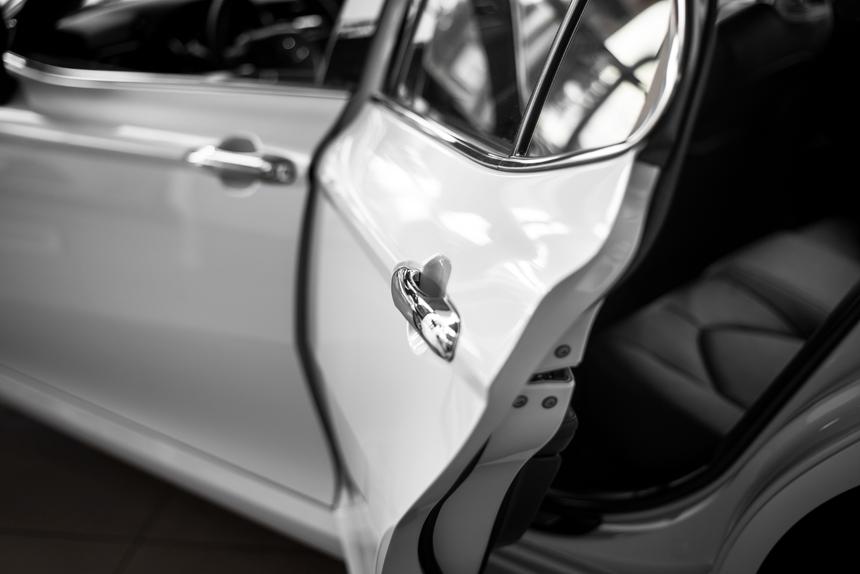 «Пропускала пожилую женщину»: в Bentley Лерчек влетел BMW