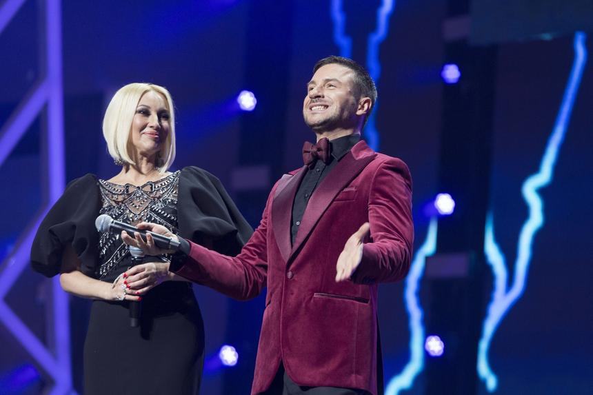 «Осталось прописать»: певец Сергей Лазарев купил квартиру «диско-бабушке»