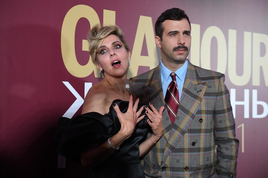 «Это печально»: Тутта Ларсен оценила поступок тихо уехавшей из России Ольги Шелест