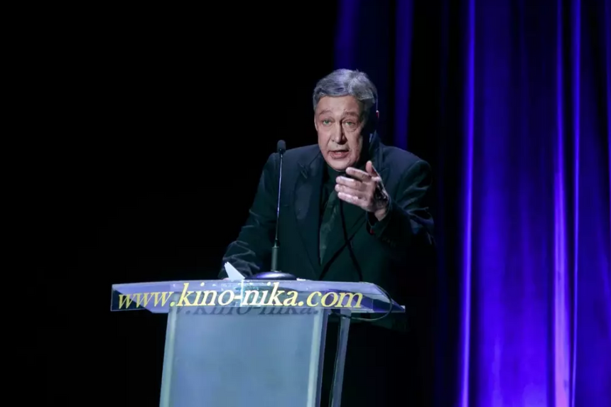 SHOT: у Михаила Ефремова есть несколько взысканий, которые могут помешать УДО