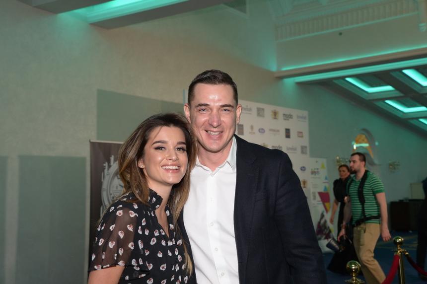 Бывший муж Бородиной Курбан Омаров и его девушка подали заявление в загс