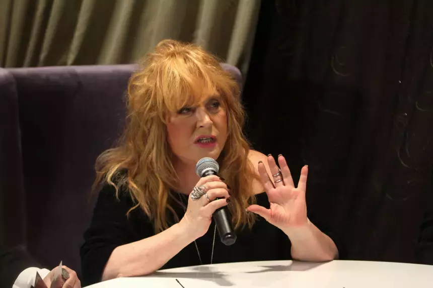 «Осознанная провокация и издевка»: зачем Пугачева выбрала украинскую песню для танца на яхте