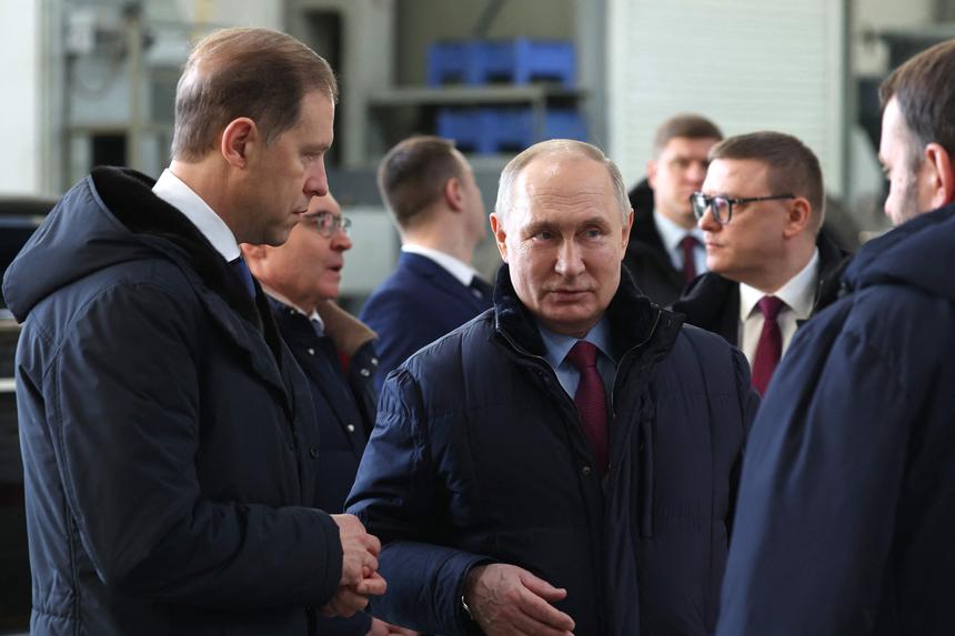 В ходе полета Владимира Путина на авиатренажере сработала ложная сигнализация