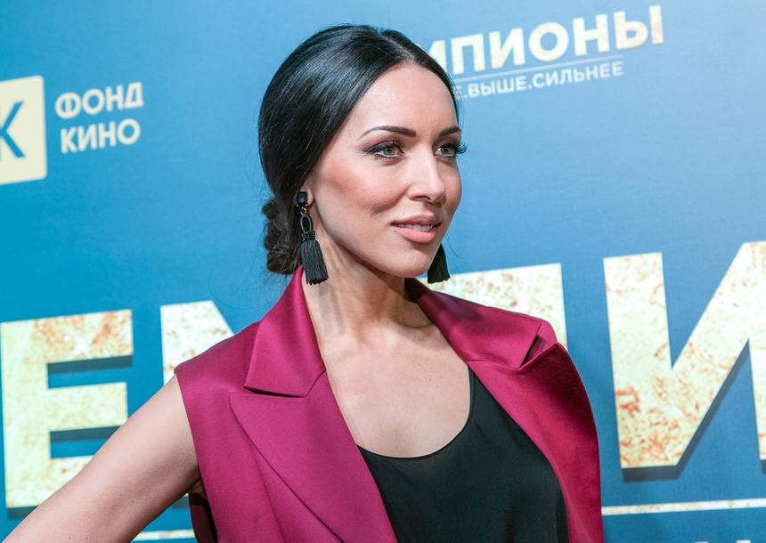 «Он с ужасом думал обо всем»: певица Алсу рассказала, как ее муж воспринимал семейные проблемы