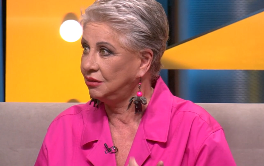 «Уехала с обширным инфарктом»: Анастасия Ефремова рассказала о страшных последствиях подтяжки лица