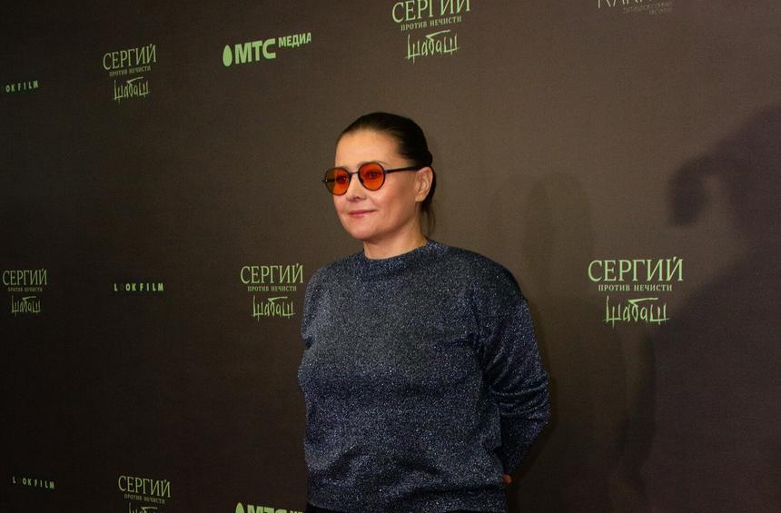 Без макияжа и укладки: 50-летняя Голубкина удивила публику своим видом