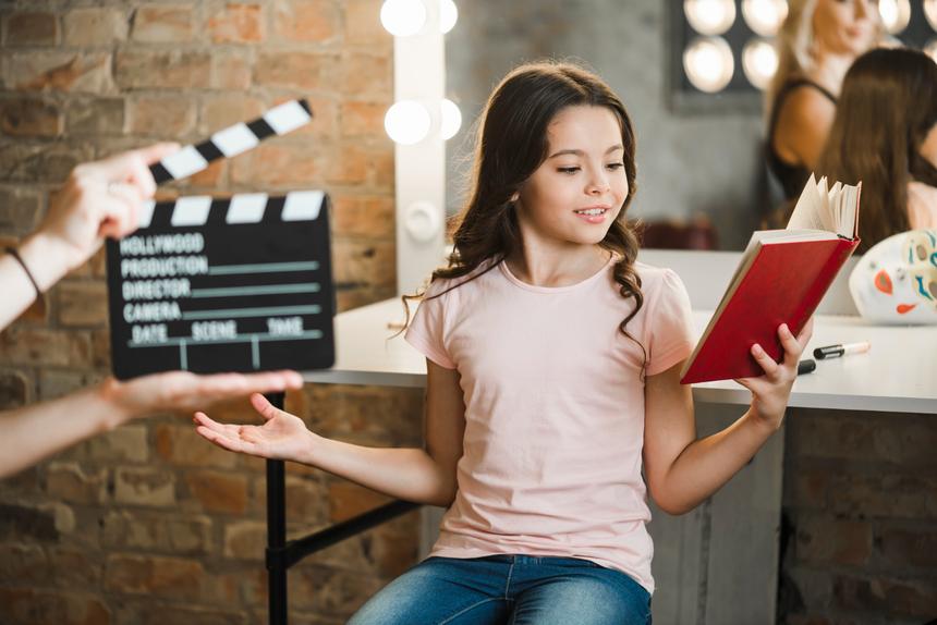 Психолог Сибитёв назвал три опасности раннего начала карьеры детей-актеров