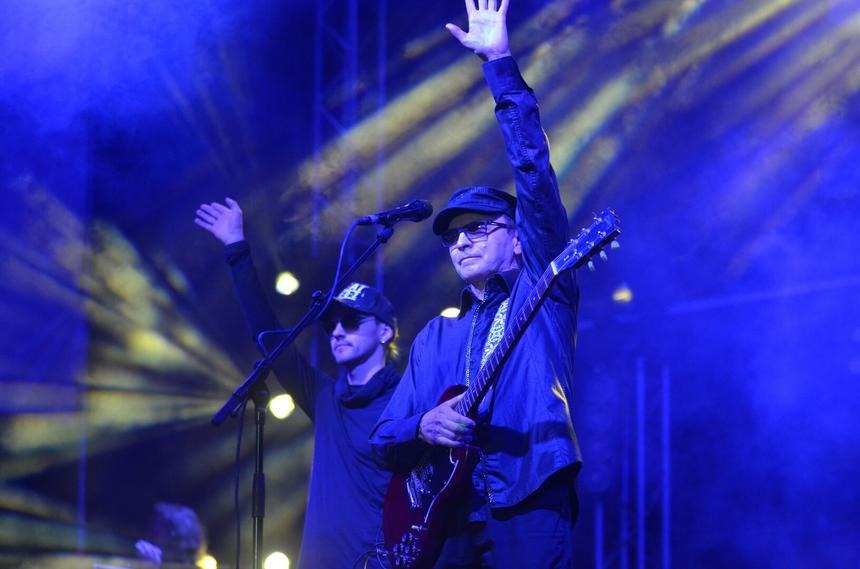 Билеты были раскуплены: все, что известно о стрельбе в Крокус Сити Холле перед концертом группы «Пикник»