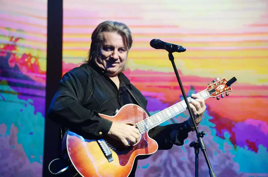 Юрий Лоза раскритиковал Артура Смольянинова* после его слов о России