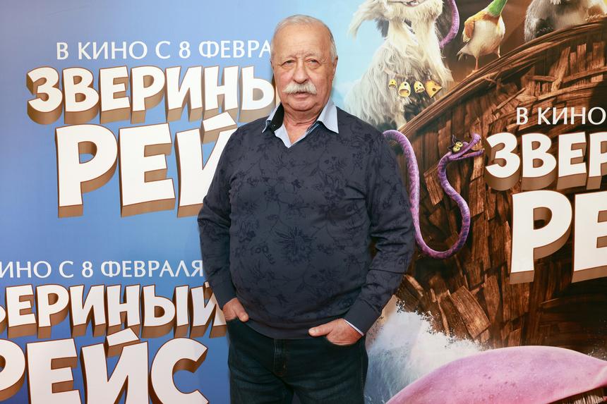 Попросился в семью россиянина: Якубович захотел пожить с женой участника «Поля чудес»