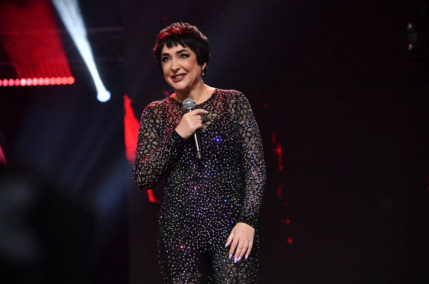 Певица Лолита призналась, что несколько лет находилась в подавленном состоянии