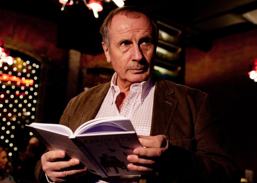 Проживает за пределами РФ: за что писатель Михаил Веллер* включен в список иноагентов