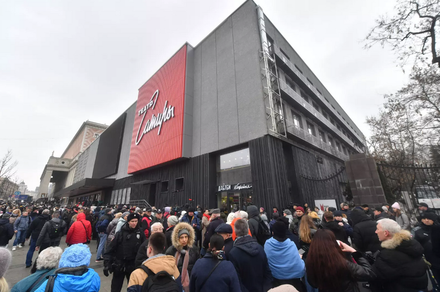 «Это обман»: Марк Варшавер раскрыл детали конфликта в Театре Сатиры после смерти Ширвиндта