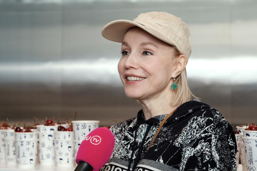 Актриса Марина Зудина заявила, что 18-летняя дочь отказалась от учебы за границей