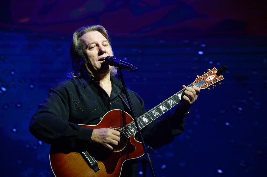 Лоза приравнял уехавших в США бардов Никитиных к камбоджийцам и мадагаскарцам