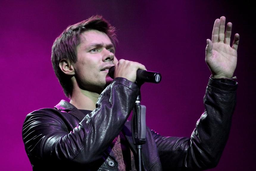 «Сейчас ни за что бы так не сделал!»: Стас Пьеха раскрыл секреты съемок в шоу «Фабрика звезд»