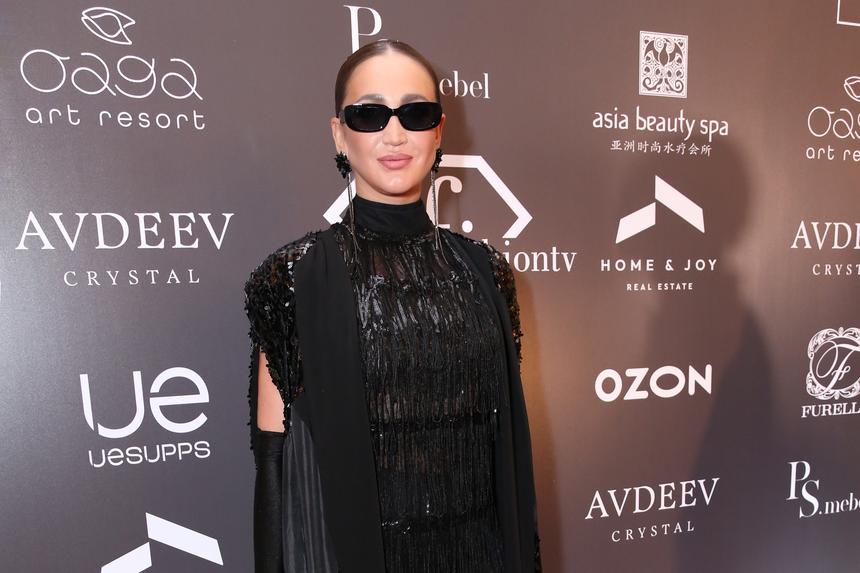 «Моя любимая»: Ольга Бузова поздравила будущую свекровь с днем рождения