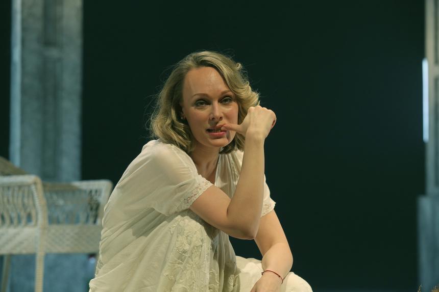 «Я проклята»: звезда «Не родись красивой» Ольга Ломоносова о друзьях с Украины