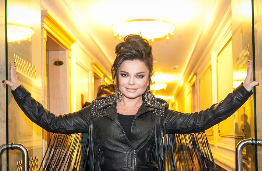 «Психанем не по-детски»: Наташа Королева впервые выступила с обращением к публике после скандала