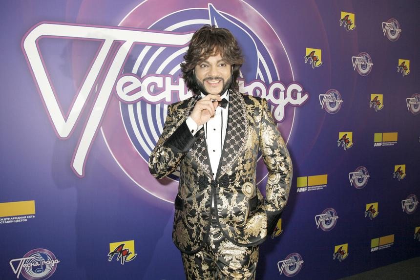 Спасает папа-психотерапевт: дочь Филиппа Киркорова переживает первую любовь