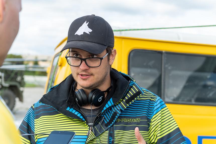 Домогаров-младший убрал свое имя из титров сериала «Она такая классная»