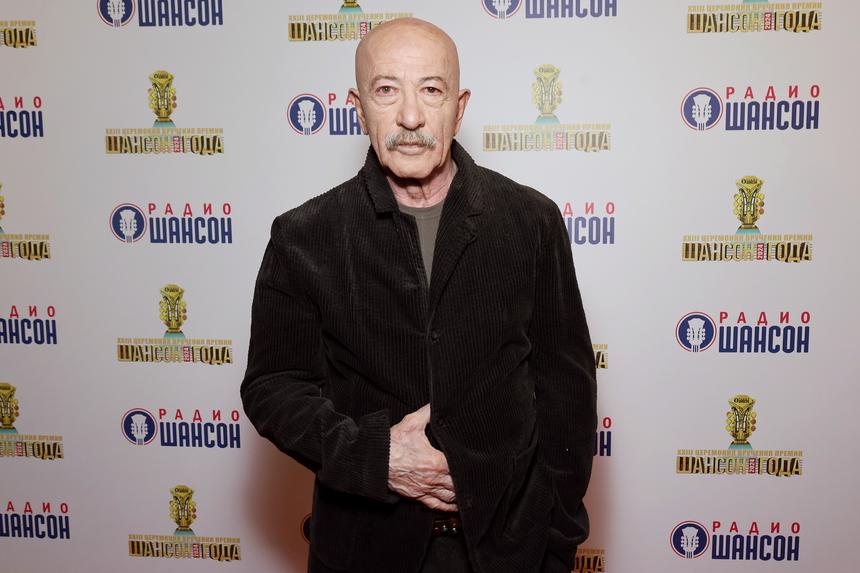 Суд взыскал с Александра Розенбаума 386 тысяч рублей за неуплату счетов