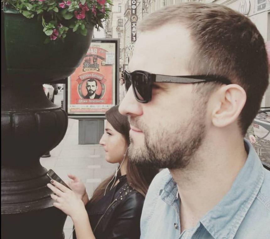 «Профукал свою популярность»: сколько получал Руслан Белый* до отъезда из РФ