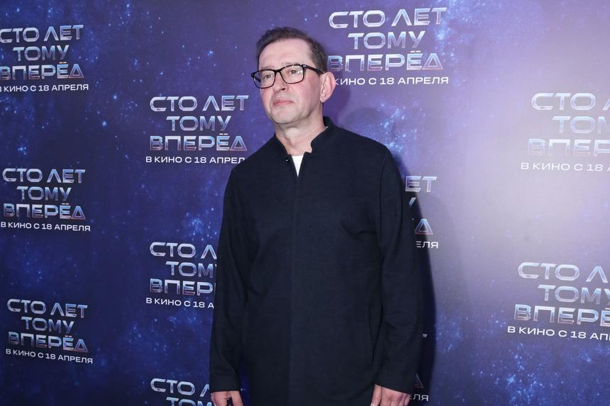 52-летний актер Константин Хабенский рассказал, как позвал космонавтов в театр