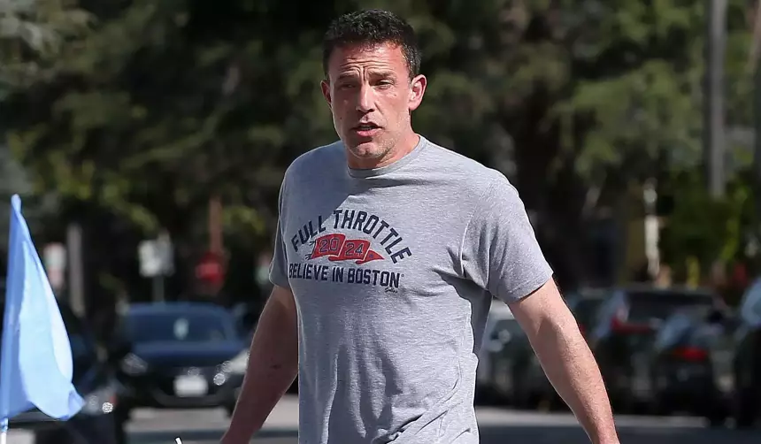 Бен Аффлек вывез свои вещи из дома, пока Дженнифер Лопес была в Европе