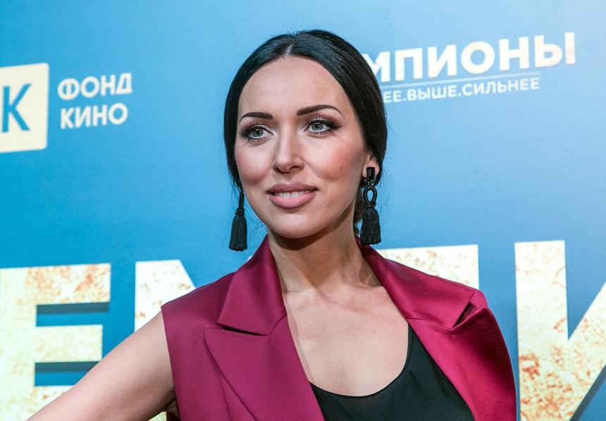 «Подружись с врагами мужа»: психолог Вероника Степанова публично дала совет Алсу после скандала с разводом