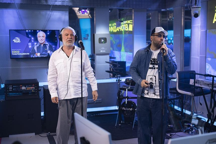 «Он – мое все»: певец Сосо Павлиашвили выступил дуэтом с сыном Леваном