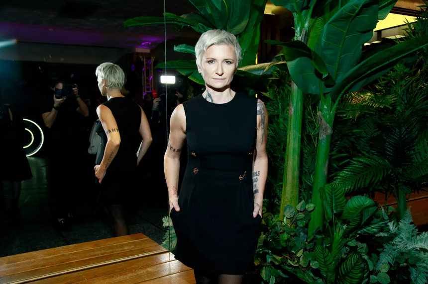 Певица Диана Арбенина призналась, что отец ее детей умер