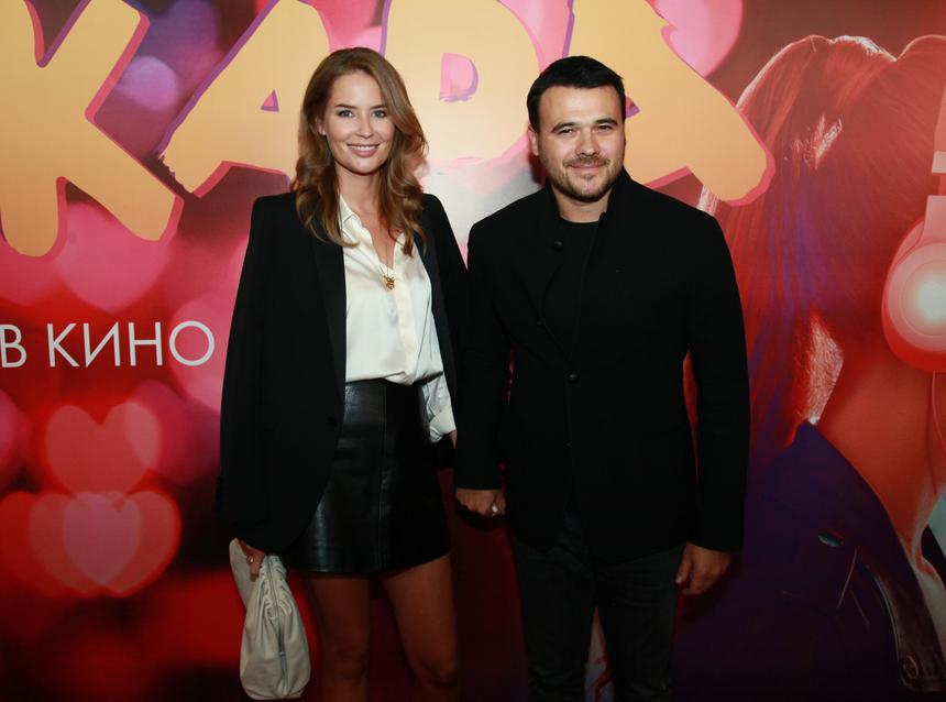 «Парочка»: жена Эмина Агаларова обняла его экс-супругу и поздравила с днем рождения