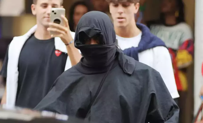 «Я ухожу»: Канье Уэст после визита в Россию задумался о завершении музыкальной карьеры