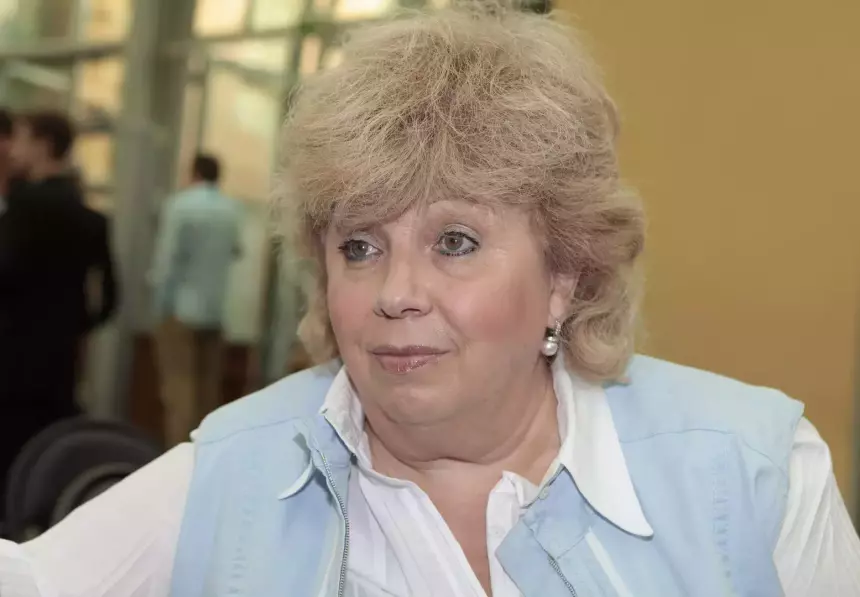 «Я за этим не слежу»: автор песен Аллы Пугачевой призналась, что не знает точный размер своей пенсии