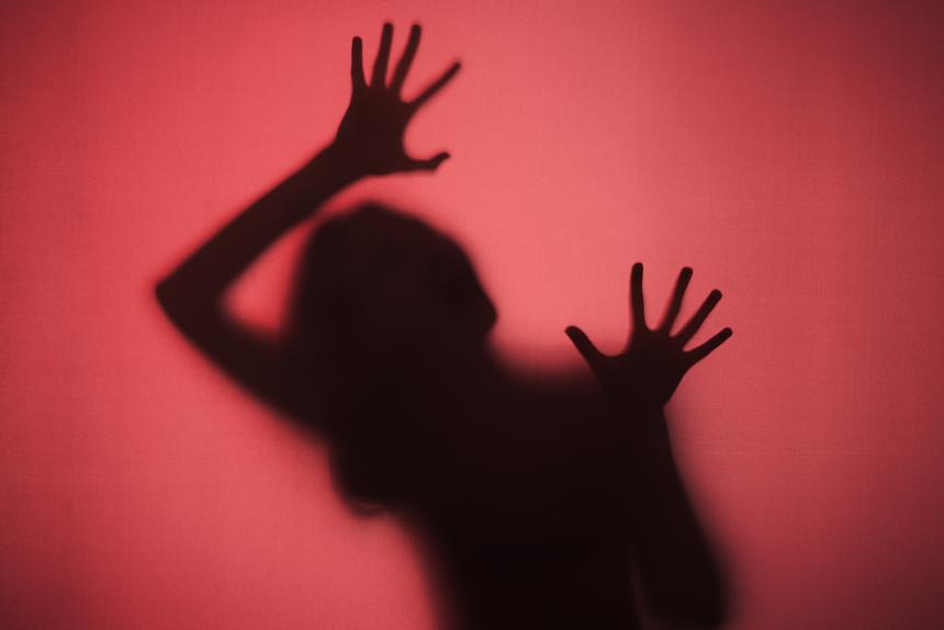 Аниматор вышел на улицу за помощью и не вернулся: почему погибшие девушки в «Доме ужасов» не смогли спастись